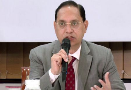 India's Investor Base to Double in 3-5 Years, Says Sebi Chairman