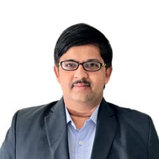 Naveen Munnangi,Managing Director