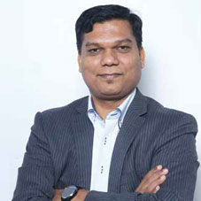 Roshan Chimankar, Technology Director