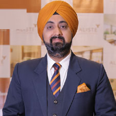 Dr Harmeet Singh Arora , Director & Principal Consultant