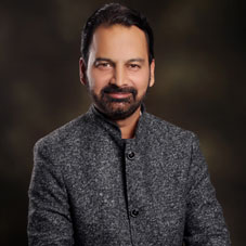 Lalit Mamtani, Founder & Managing Director Lalit Mamtani, Founder & Managing Director