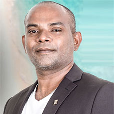 Abdulla Iswan,CEO