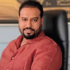  Hashem Al Bahrani,    Founder & CEO