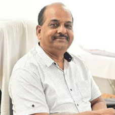 Dr Dhirendra Kumar,  Chief Medical Officer (OMQ)