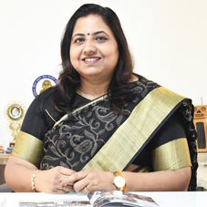 Shweta Parihar,Principal