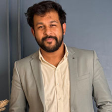 Aman Gupta, Founder & Director Aman Gupta, Founder & Director