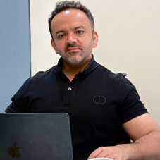Pratik Sud, Founder & CEO Pratik Sud, Founder & CEO