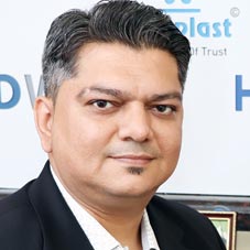 Milan Thakkar,CEO