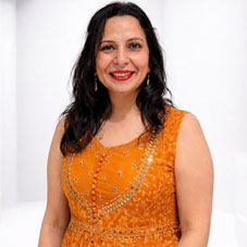 Dr Shikha Doomra , Clinical Medical Director Dr Shikha Doomra , Clinical Medical Director