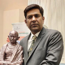 Asad Warsi,CEO