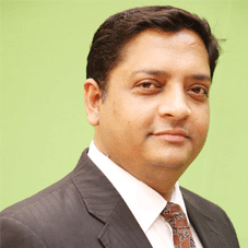 Dr. Rishi Jain,Medical Director