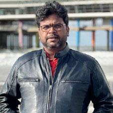 Vijay Jaiswal, Director Vijay Jaiswal, Director