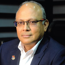 Dr. Dheeraj Bhardwaj,       Group CEO
