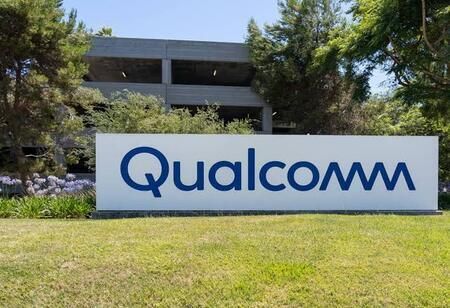 Qualcomm Extends Chip Licensing Agreement With Apple From April 2027 image