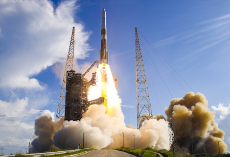Amazon acquires 9 ULA satellite launch vehicles for broadband internet program