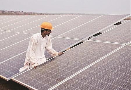 India to Slash Tax on Solar Module Import to Empower Local Manufacturers 