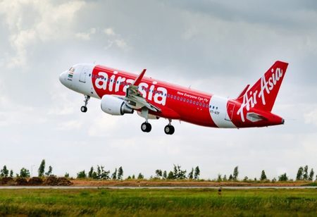 Growing Financial Stress Urge AirAsia to Review its Investment in India