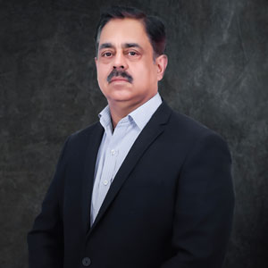 Dr. Suneet Jolly,  Managing Director,  Dr. Jolly Diagnostic Centre