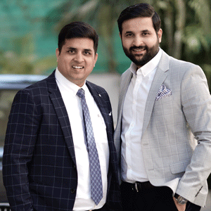 (L-R) Rajat Jain & Mohit Jain,   Co-Founders & Directors