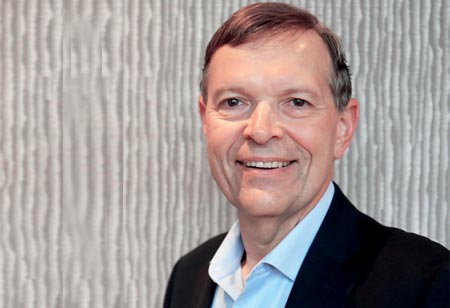 The Risks Of Modernizing Your Data Centre The Risks Of Modernizing Your Data Centre