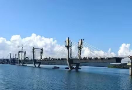 Nitin Gadkari Inuagurates India's Second Longest Cable-Stayed Sigandur Bridge