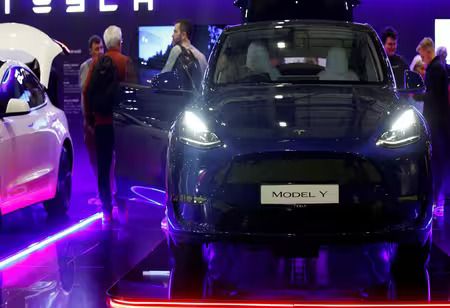 Tesla Faces Decline in UK Market as November Sales Fall