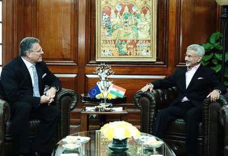 Jaishankar Meets EU Trade Commissioner