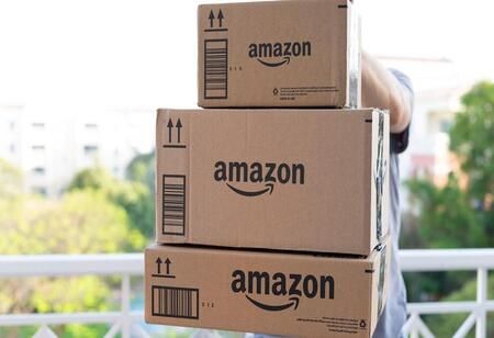 Amazon Strikes Deal with USPS