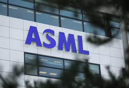 US Flags Possible Transfer of ASML Semiconductor Equipment to China