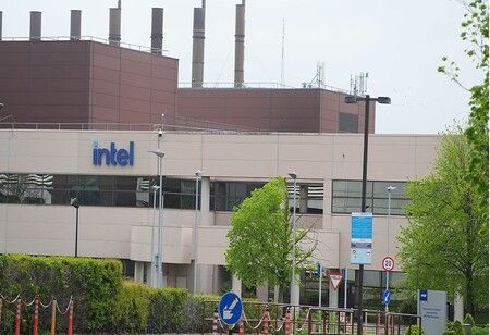 Intel Invests €5 Billion to Expand AI Chip Manufacturing in Ireland