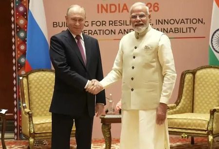 Modi, Putin Focus on Trade, Defense, Energy Ties Ahead BRICS