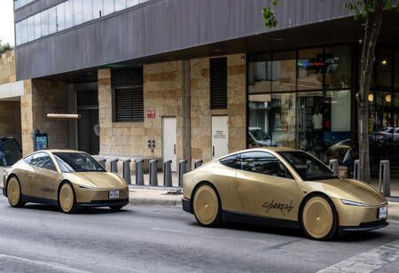 US Regulator Questions Tesla Over Cybercab Certification