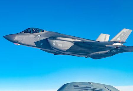 Lockheed, Pentagon Strike Initial Deal to Produce 850 F-35 Jets